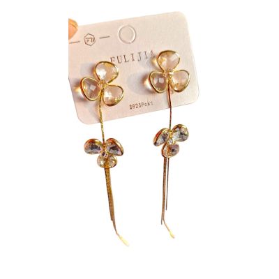 Premium quality anti tarnish crystal earring